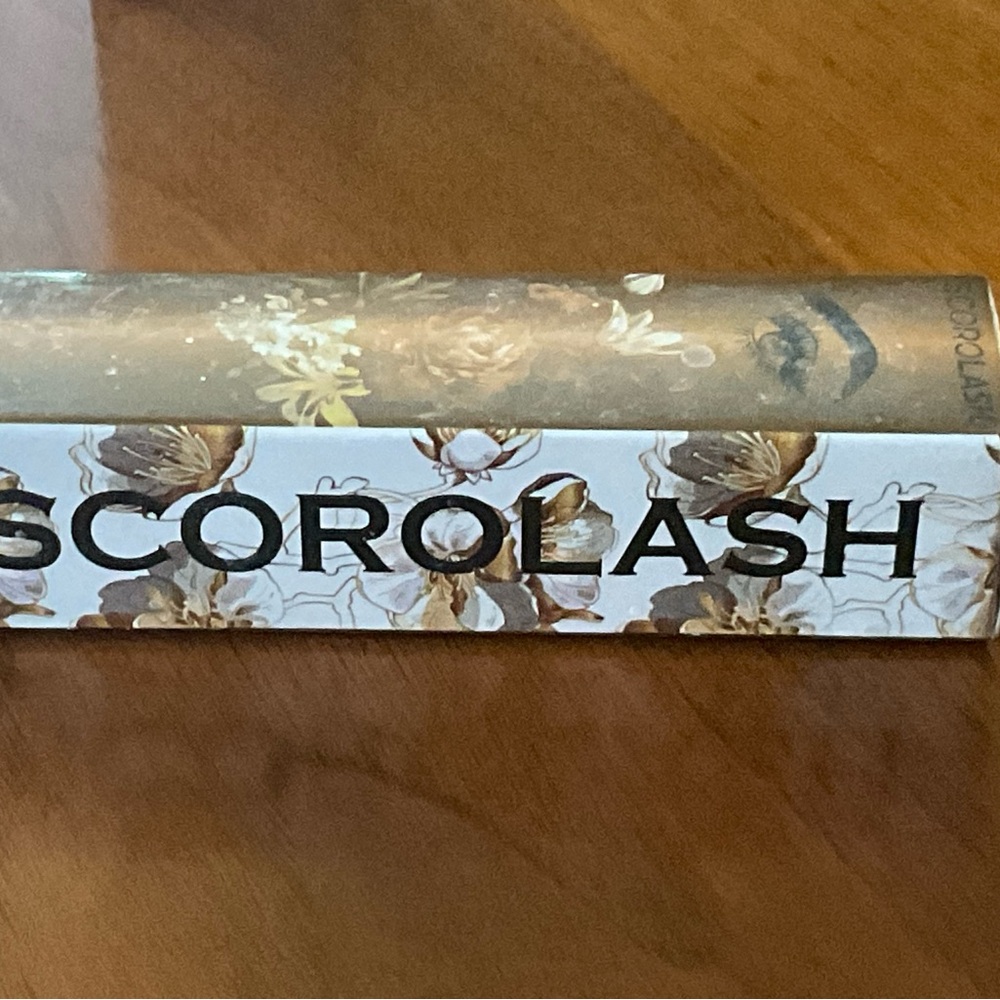 Scorolash Volumizing Eyelash Growth Serum